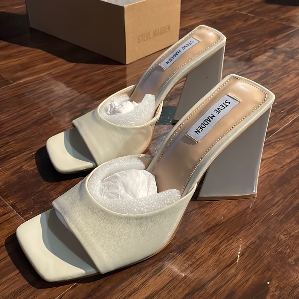 Steve Madden Bone Leather Heels